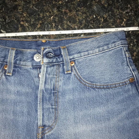 Levi’s 501 cutoff shorts - Picture 6 of 6